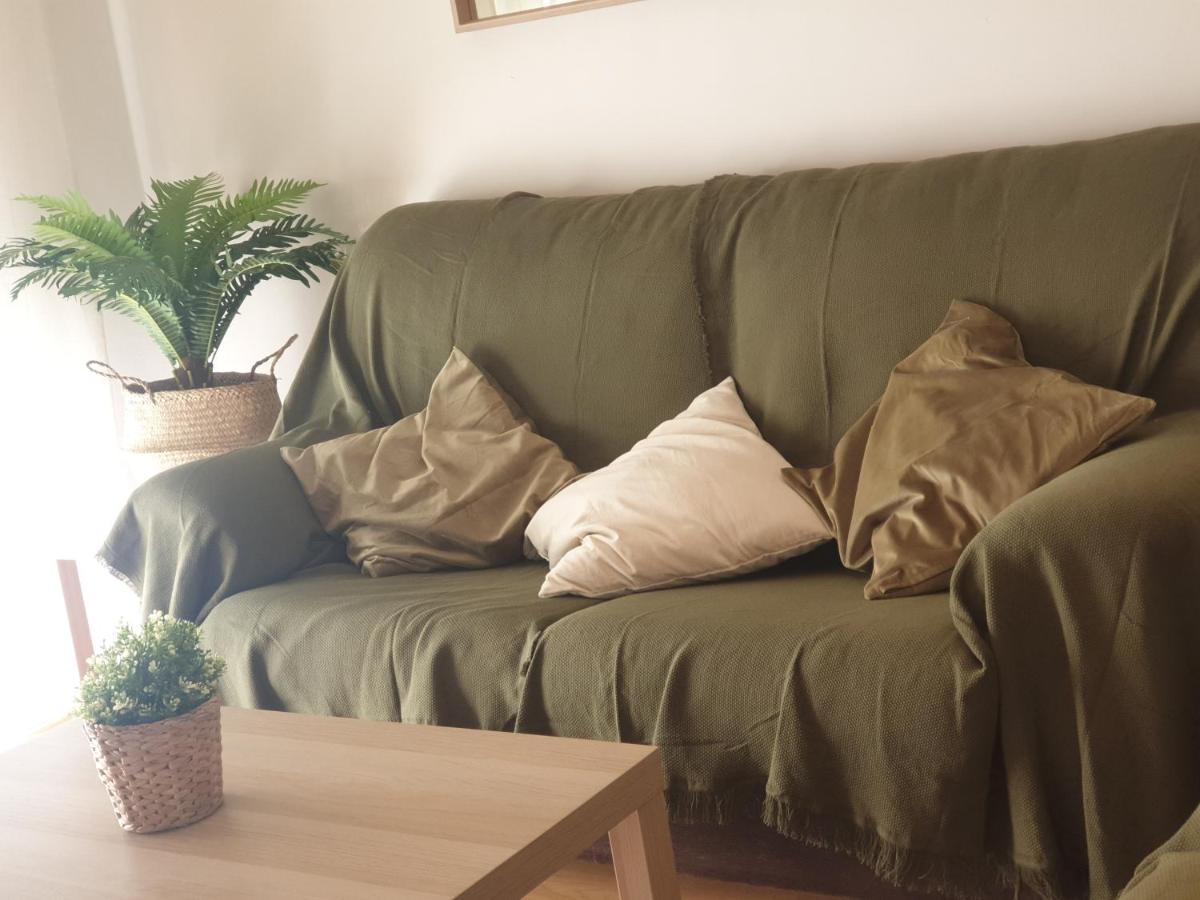 Apartamento En Cuevas Del Becerro Eksteriør billede