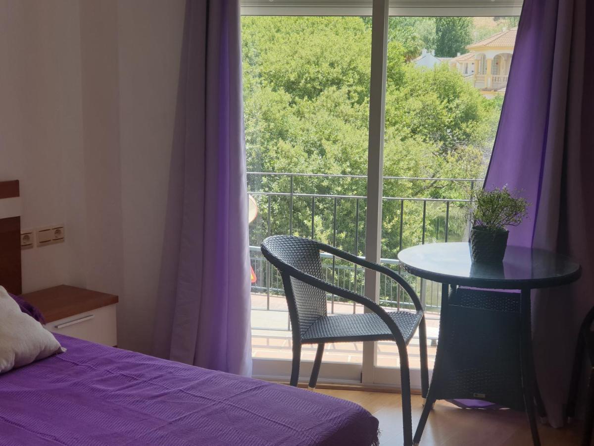 Apartamento En Cuevas Del Becerro Eksteriør billede