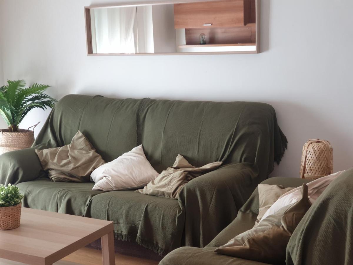 Apartamento En Cuevas Del Becerro Eksteriør billede